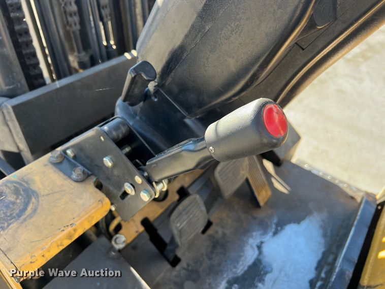 image for item MS9011 Caterpillar FGC30K  forklift