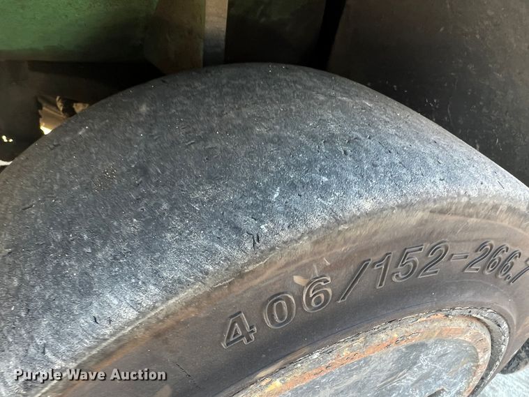 image for item MS9011 Caterpillar FGC30K  forklift