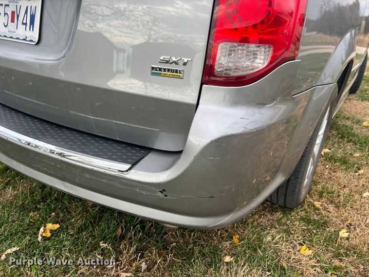 image for item MS9017 2014 Dodge Grand Caravan SXT  van