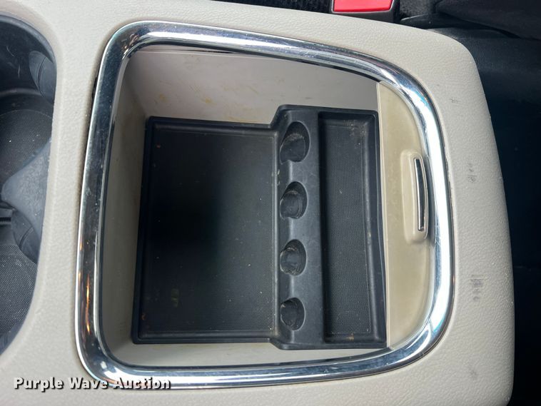 image for item MS9017 2014 Dodge Grand Caravan SXT  van