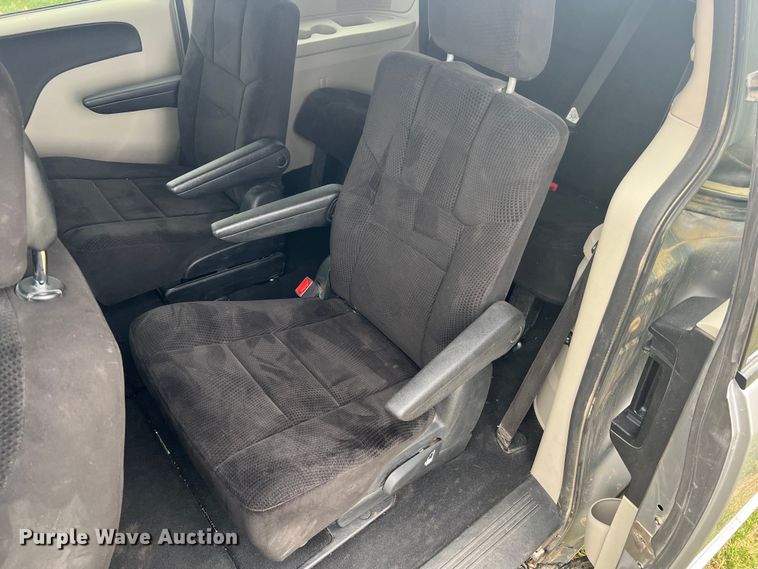 image for item MS9017 2014 Dodge Grand Caravan SXT  van