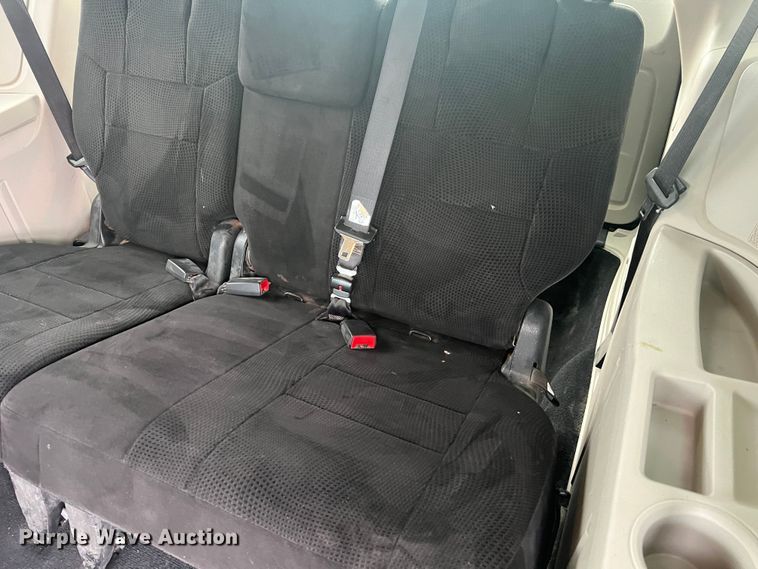 image for item MS9017 2014 Dodge Grand Caravan SXT  van