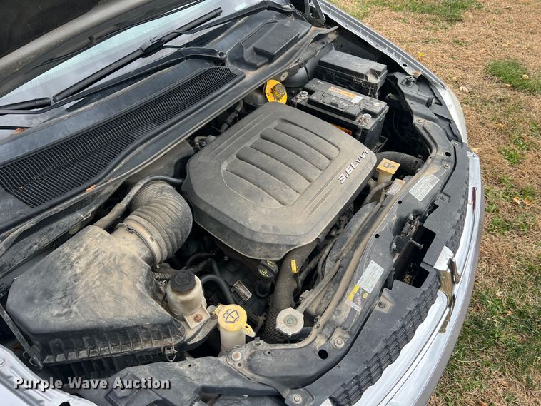 image for item MS9017 2014 Dodge Grand Caravan SXT  van