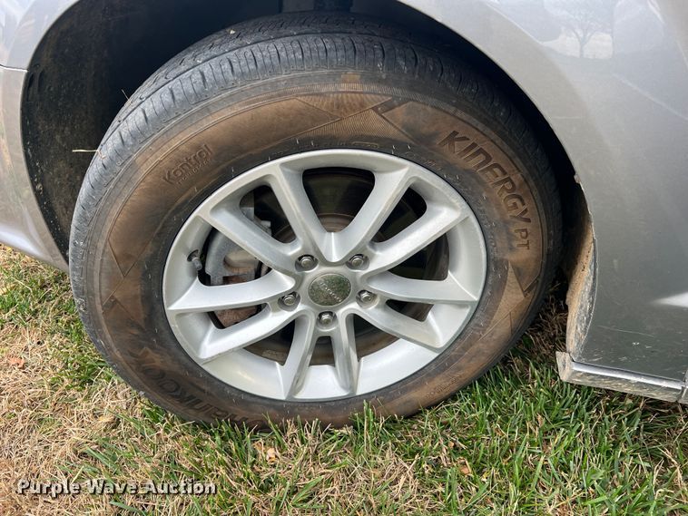 image for item MS9017 2014 Dodge Grand Caravan SXT  van