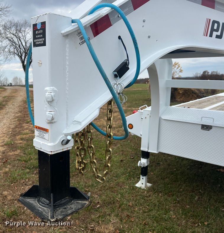 image for item MS9019 2023 PJ 3F412  equipment trailer