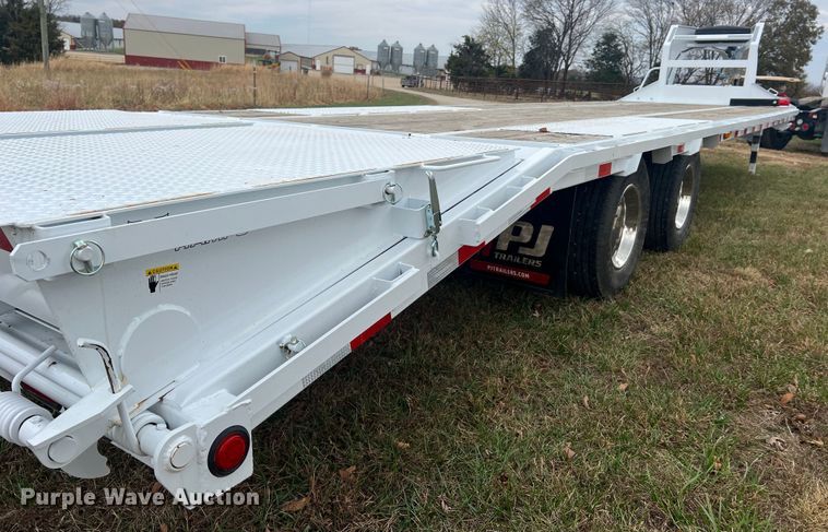 image for item MS9019 2023 PJ 3F412  equipment trailer