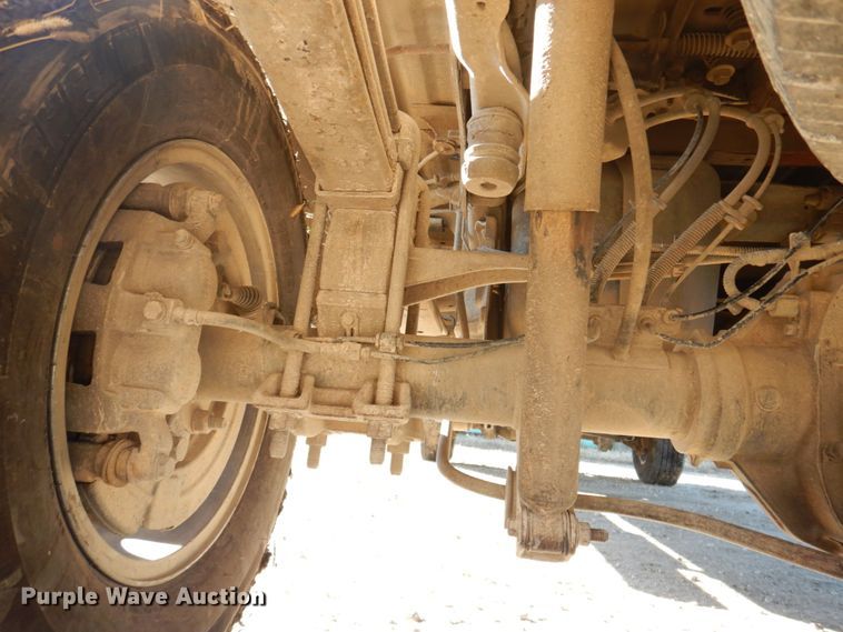 image for item MW9322 2013 Ford F350 Super Duty XLT  Crew Cab pickup truck