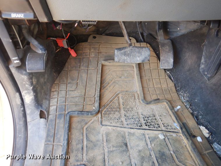 image for item MW9322 2013 Ford F350 Super Duty XLT  Crew Cab pickup truck