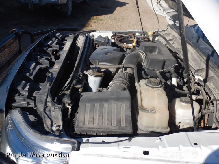 image for item MW9322 2013 Ford F350 Super Duty XLT  Crew Cab pickup truck