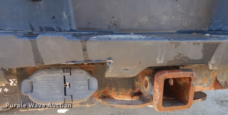 image for item MW9323 2013 Ford F350 Super Duty XLT  Crew Cab pickup truck