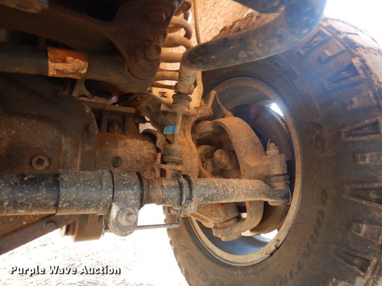 image for item MW9324 2011 Ford F350 Super Duty XLT  Crew Cab pickup truck