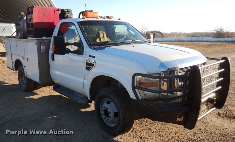 image for item MW9327 2008 Ford F350 Super Duty XLT  utility bed pickup truck