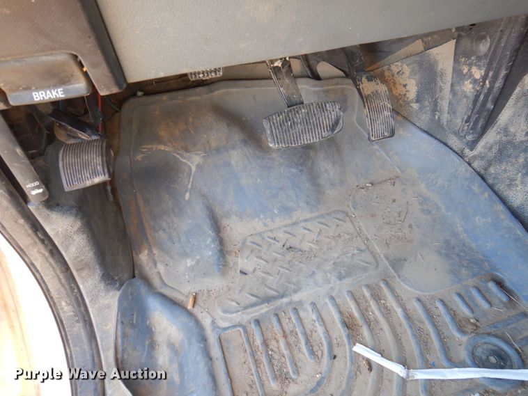 image for item MW9329 2013 Ford F350 Super Duty XLT  Crew Cab pickup truck