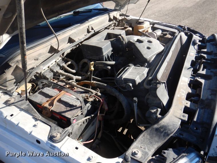 image for item MW9329 2013 Ford F350 Super Duty XLT  Crew Cab pickup truck