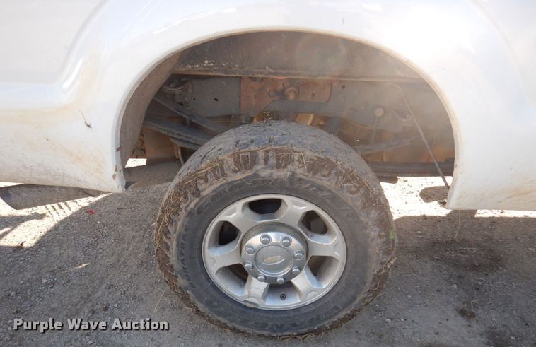 image for item MW9329 2013 Ford F350 Super Duty XLT  Crew Cab pickup truck