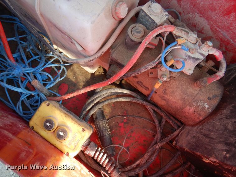 image for item MW9361 2018 Doolittle  tilt deck utility trailer