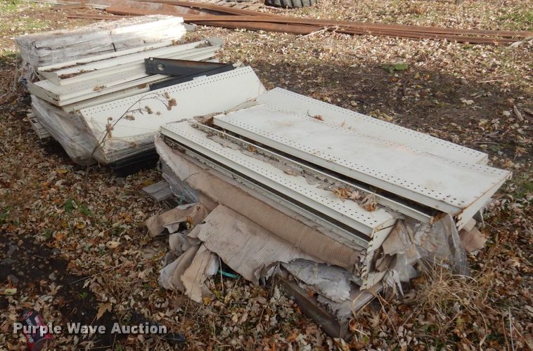 image for item MW9380 Metal shelving