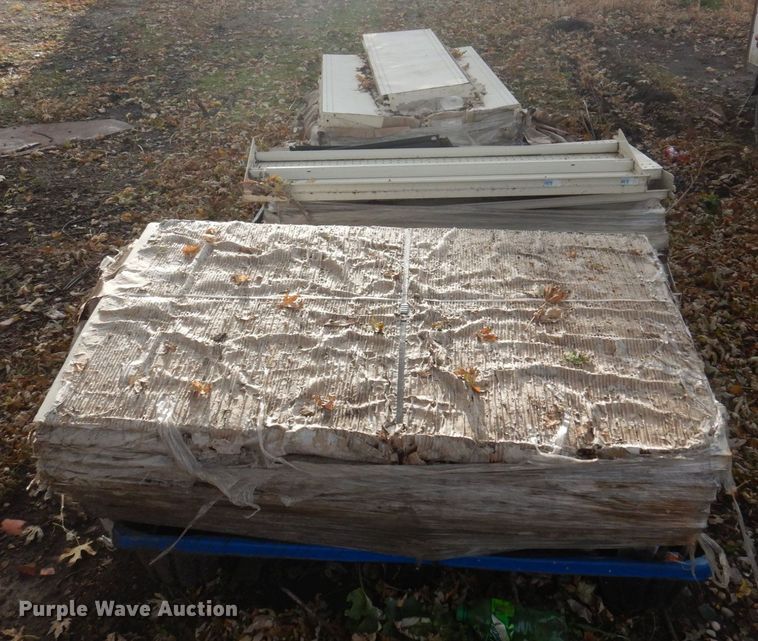 image for item MW9380 Metal shelving