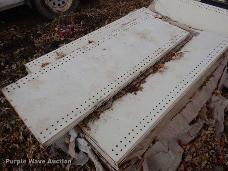 image for item MW9380 Metal shelving