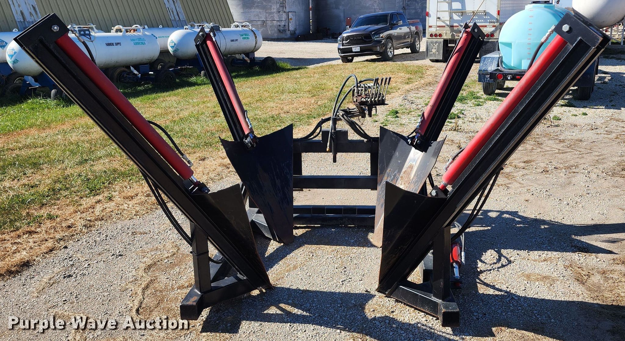 BC Machine skid steer tree spade in Pleasant Hill, MO Item DM4835