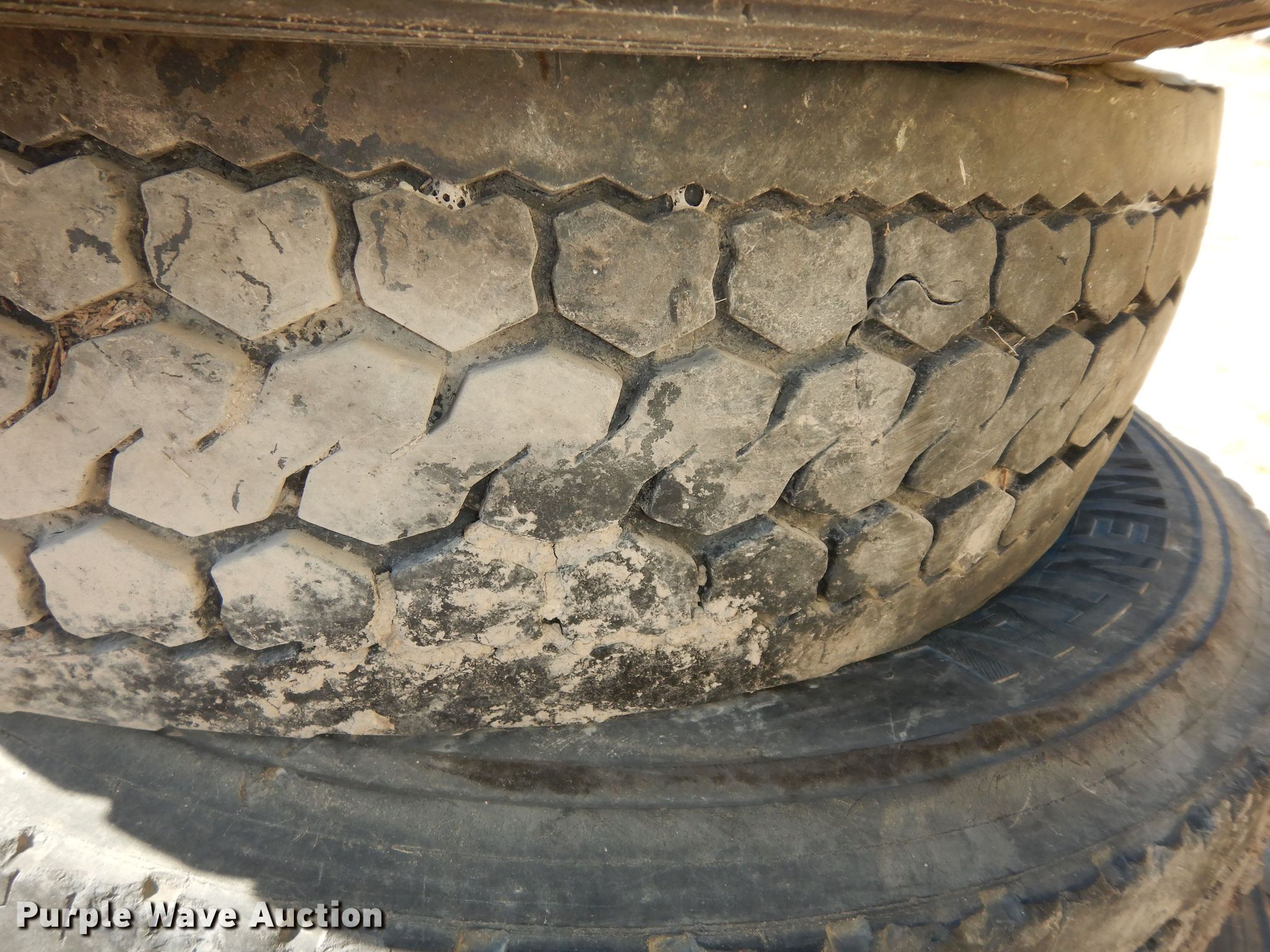 (6) 225/70R19.5 tires in Topeka, KS Item KF9191 sold Purple Wave