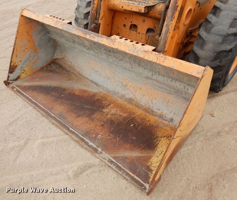 image for item DF8186 2003 Case 60XT  skid steer loader