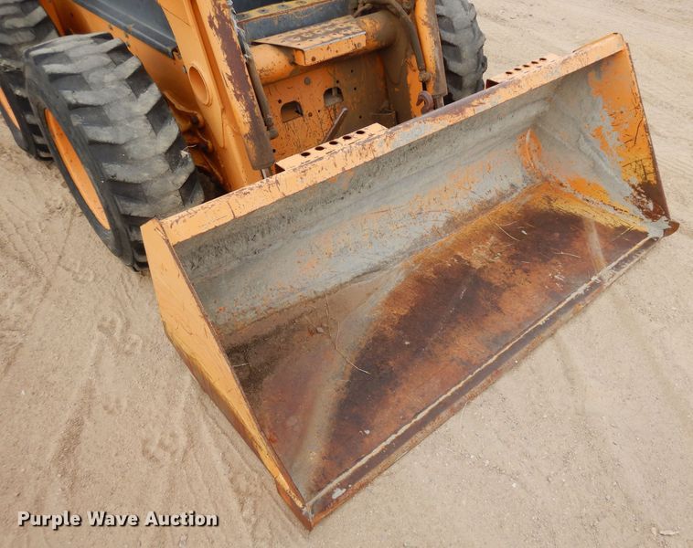image for item DF8186 2003 Case 60XT  skid steer loader