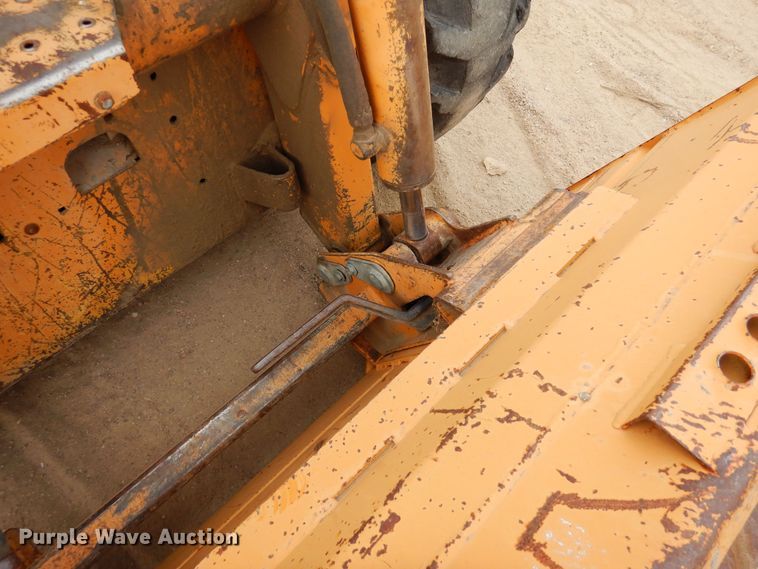 image for item DF8186 2003 Case 60XT  skid steer loader