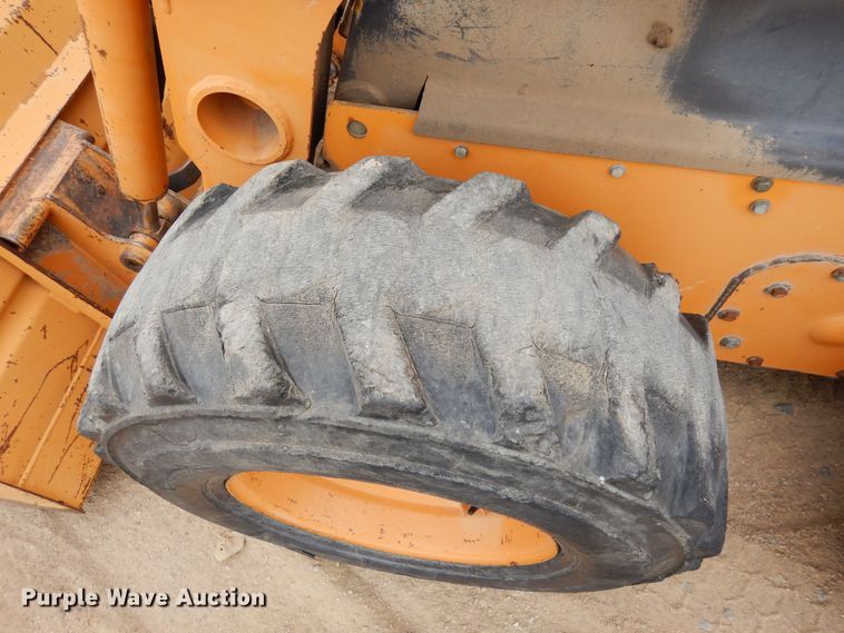 image for item DF8186 2003 Case 60XT  skid steer loader