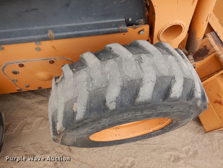 image for item DF8186 2003 Case 60XT  skid steer loader