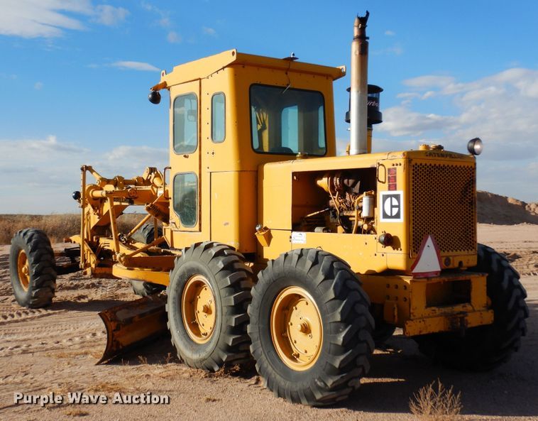 image for item DF8191 1973 Caterpillar 12F  rigid frame motor grader