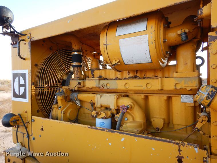 image for item DF8191 1973 Caterpillar 12F  rigid frame motor grader