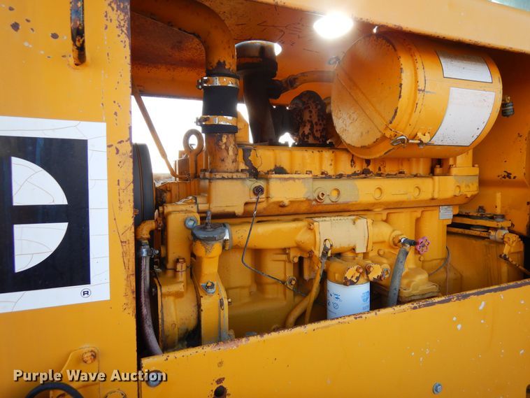 image for item DF8191 1973 Caterpillar 12F  rigid frame motor grader