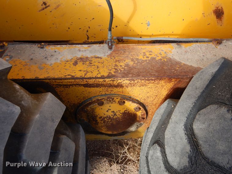 image for item DF8191 1973 Caterpillar 12F  rigid frame motor grader