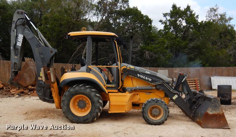 image for item DJ0825 2013 Volvo BL60B  backhoe