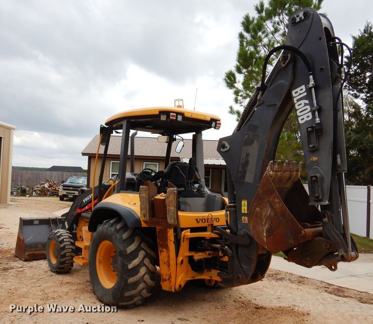 image for item DJ0825 2013 Volvo BL60B  backhoe