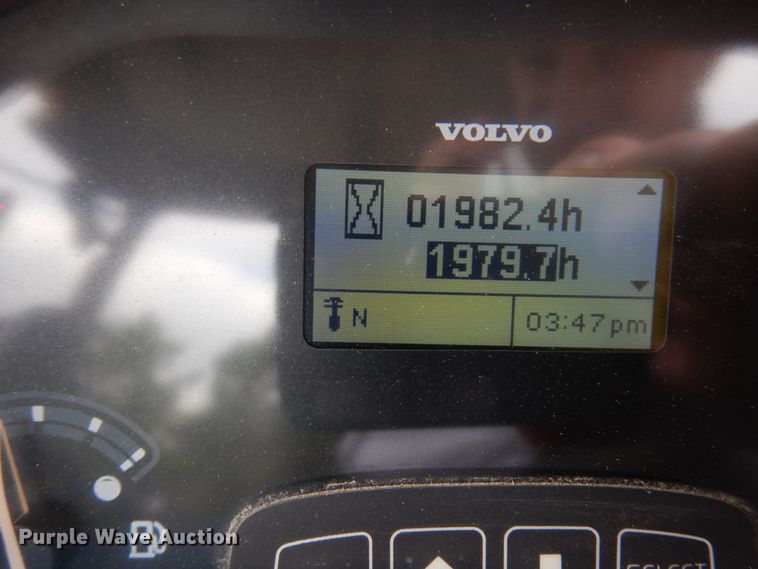 image for item DJ0825 2013 Volvo BL60B  backhoe