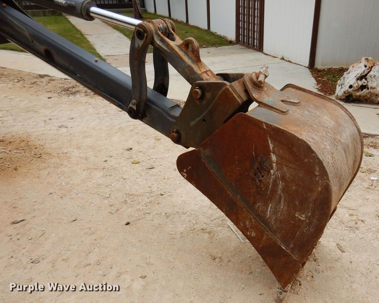 image for item DJ0825 2013 Volvo BL60B  backhoe