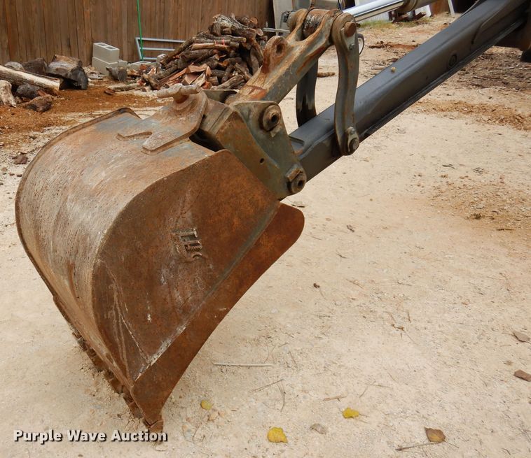 image for item DJ0825 2013 Volvo BL60B  backhoe