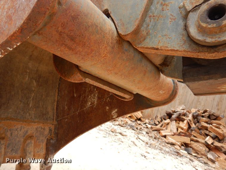 image for item DJ0825 2013 Volvo BL60B  backhoe