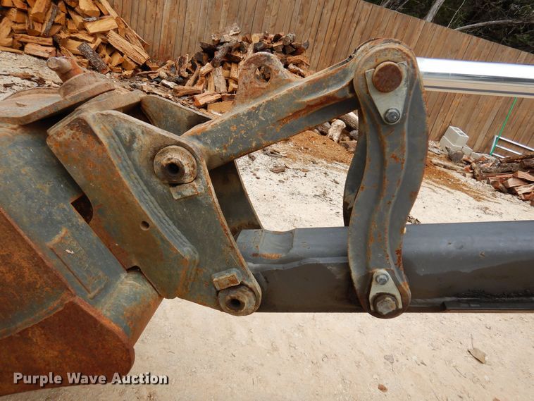 image for item DJ0825 2013 Volvo BL60B  backhoe