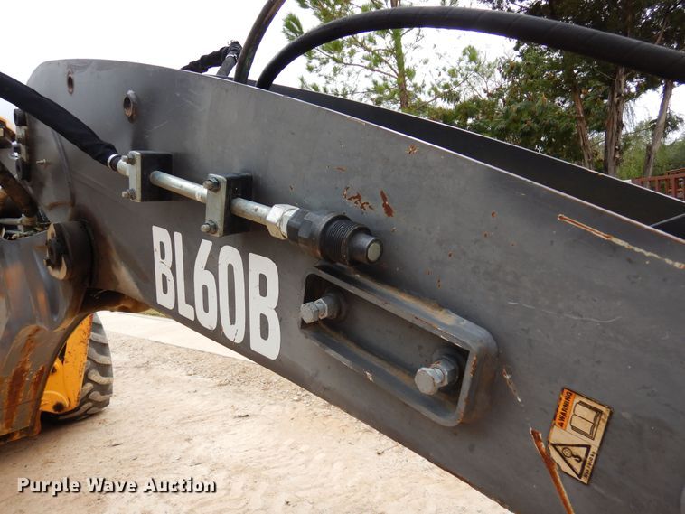 image for item DJ0825 2013 Volvo BL60B  backhoe