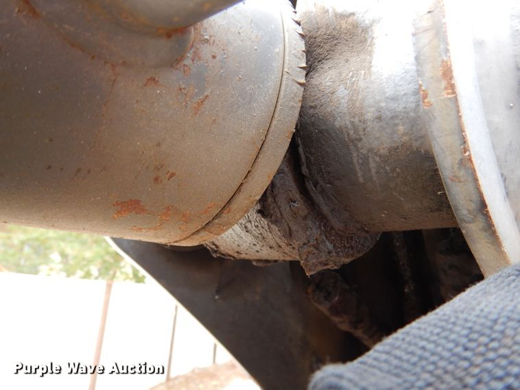 image for item DJ0825 2013 Volvo BL60B  backhoe