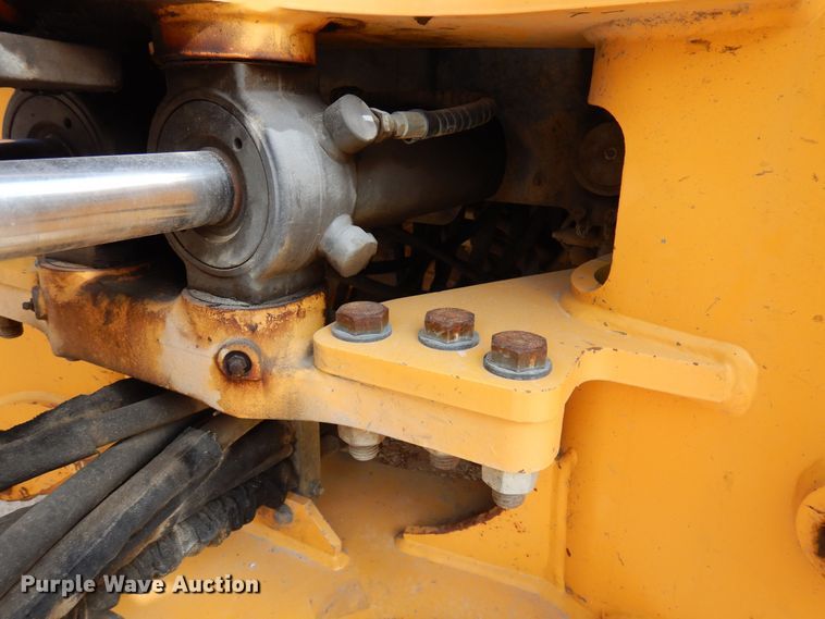 image for item DJ0825 2013 Volvo BL60B  backhoe