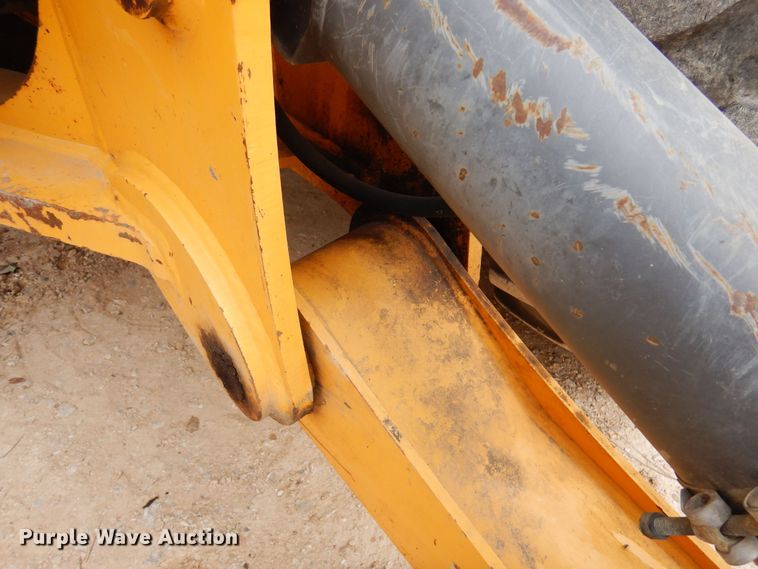 image for item DJ0825 2013 Volvo BL60B  backhoe