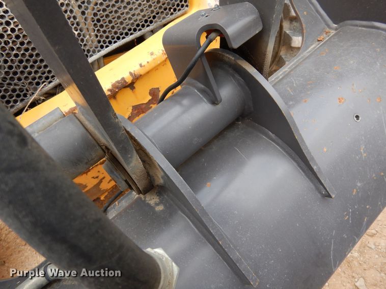 image for item DJ0825 2013 Volvo BL60B  backhoe