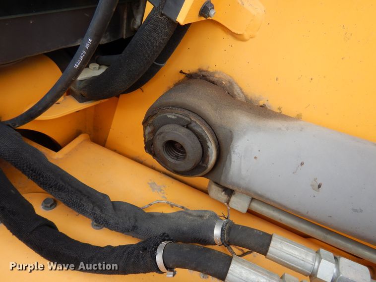 image for item DJ0825 2013 Volvo BL60B  backhoe