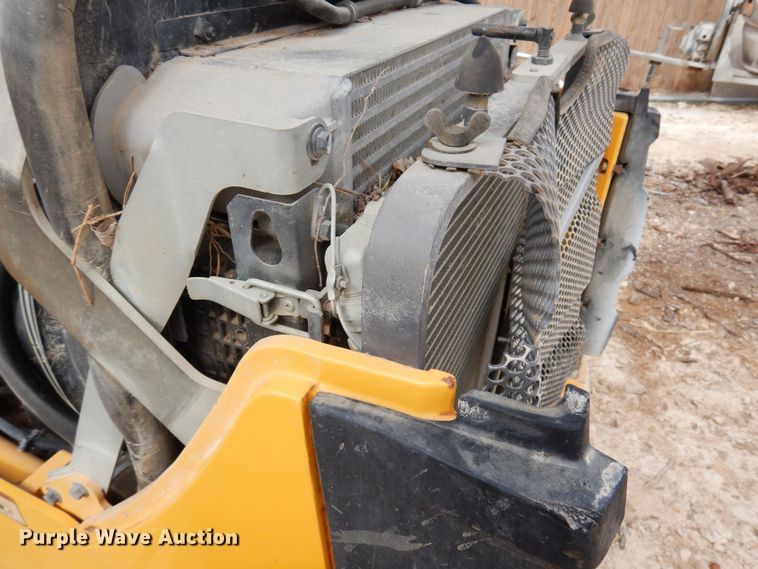 image for item DJ0825 2013 Volvo BL60B  backhoe