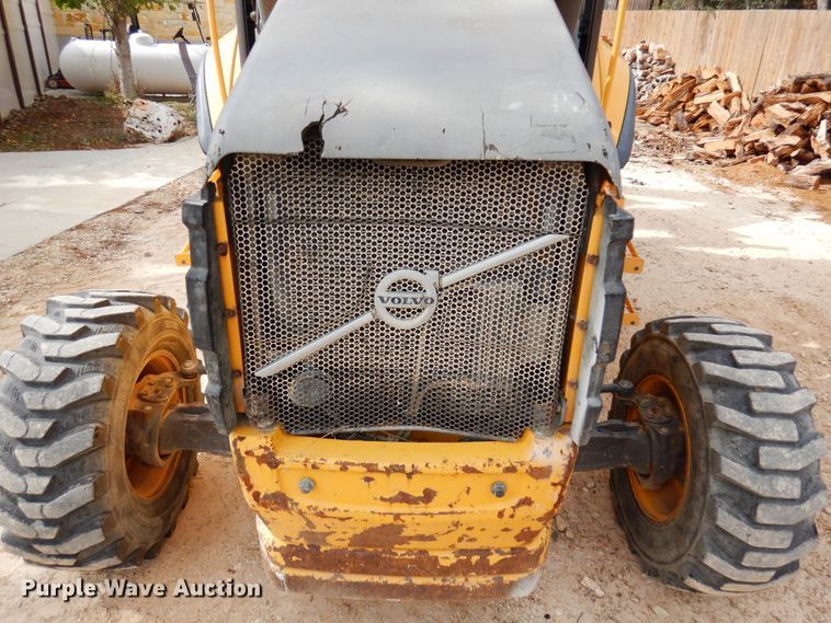 image for item DJ0825 2013 Volvo BL60B  backhoe