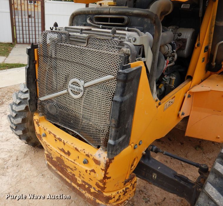 image for item DJ0825 2013 Volvo BL60B  backhoe